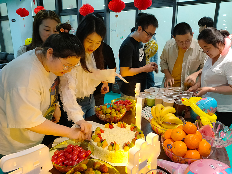 員工集體生日會｜溫馨五月，感恩有你，攜手同行