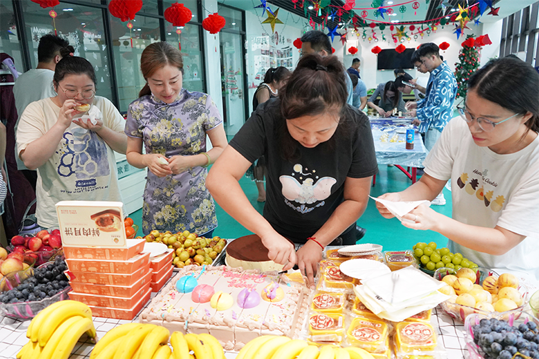 月圓中秋 · 集體慶生 | 溫馨九月，迎佳節，賀生辰，共團圓！